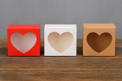 HEART CARTON BOX 10*10+6-علب كرتون قلب 10*11+6