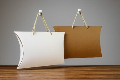 PILLOW BAG WITH ROPE HANDLE-كيس على شكل مخدة مع حبلة