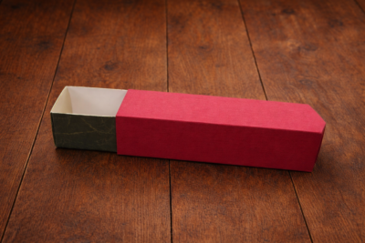 MACARON BOX 4.5*5*17 BORDEAUX