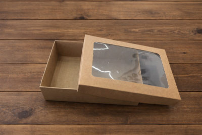 MEAL BOX 29*19+8 + PVC KRAFT-علبة كعب مع غطا